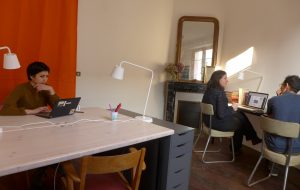 Bureau 2 : 2 postes de travail résidents & 2 postes nomades
